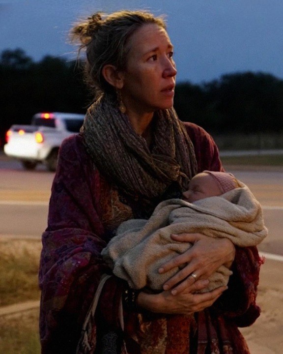 I Took in a Fortune Teller with a Newborn—What I Found in My Daughter’s Room the Next Morning Left Me Speechless